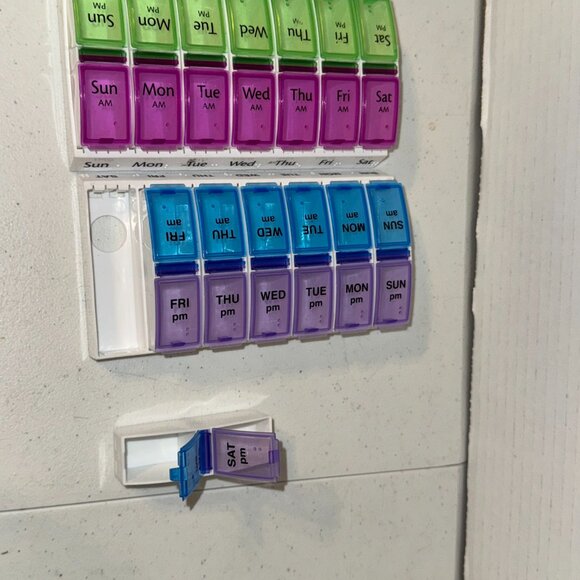 AM/PM Weekly Pill Planner, 7.5", set of 2 - Picture 8 of 8